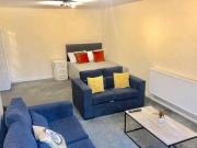 Raddlebarn Road, Birmingham, 5 Bedroom Terraced