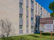 Radmon House Apartments