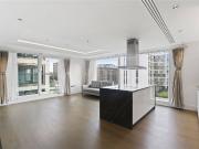 Radnor Terrace, London W14, 2 bed flat to rent, £4,333...