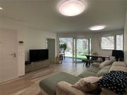 Raffiniertes 3.5 Zimmer Apartment mit privatem Garten in... Raffiniertes 3.5 Zimmer Apartment mit privatem Garten in...