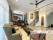 Rafflesia @ The Hill