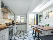Railway Side, Barnes, 2 Bedroom Terraced