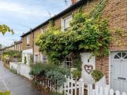 Railway Side, London, 2 Bedroom Terraced