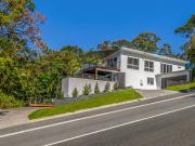 Rainforest Retreat with Coastal & Hinterland Views