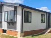 Rainham, Kent, 2 Bedroom Park