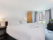Raleigh Square, Nottingham NG7, 2 bedroom flat to rent...