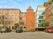 Raleigh Square, Raleigh Street, 2 Bedroom Flat