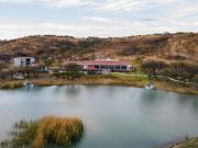 Rancho en Venta, Casa con Lago, Caballerizas y Lienzo...