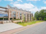 Randalls Way, Leatherhead KT22, 1 bed flat to rent,...