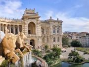 Rare ! 2 pièces refait à neuf proche métro et Parc Longch