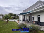 Rare ! A Chassy Maison contemporaine avec piscine et prestat