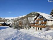 RARE À L’ALPE D’HUEZ – Chalet de prestige 444 m² ski aux...