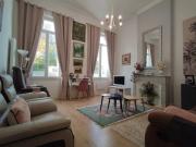 Rare à la vente appartement Haussmannien avec extérieur