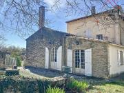 Rare à Pernes les Fontaines ensemble immobilier...