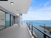 Rare Allisee Broadwater apartment