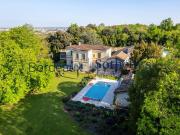 RARE DOMAINE D'EXCEPTION AUX PORTES DE BORDEAUX,... RARE DOMAINE D'EXCEPTION AUX PORTES DE BORDEAUX,...