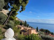 Rare Domaine sécurisé avec piscine Villa mitoyenne vue panor