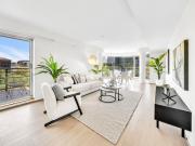 Rare Find: Exceptional 3 Bed, 3 Bath Apartment...