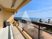 Rare Frejus plage 2 pièces environ 40 m2 vue mer