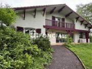 RARE Maison d’architecte au cœur d’un environnement...