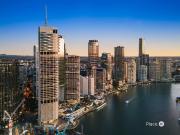 Rare north east corner skyhome with world class river &...