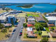 Rare R4 Waterfront Development Opportunity in the Heart...
