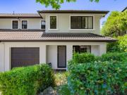 Rare Steel Frame Duplex Spacious, Stylish & Close to...