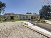 RARE SUR LES HAUTEURS DE PERNES LES FONTAINES