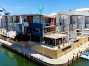 Rare, unique, big Marina townhouse with 2 boat pens!