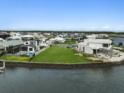 Rare Waterfront Opportunity 857m² Prime Flat Block