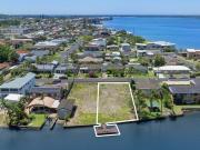 Rare waterfront vacant block