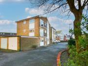Ratton Road, Eastbourne, 2 Bedroom Apartment