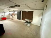 Raum für Wachstum: Lager und Produktionsfläche mit Büro...