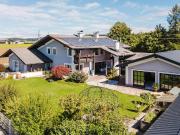 Raumwunder!Familienhaus mit Wellnessbereich und Platz...