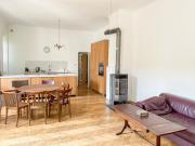 Großzügige, stilvolle Wohnung mit Charakter