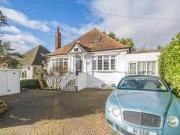 Ravenswood Avenue, Rochester, 4 Bedroom Bungalow