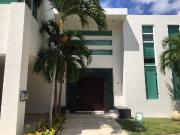 RC CASA EN VENTA EN RESIDENCIAL VILLA MAGNA CANCÚN