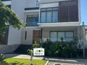 RC CASA EN VENTA O RENTA EN LAGUNA PUERTO CANCUN