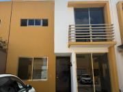 RC CASA EN VENTA O RENTA EN RESIDENCIAL YIKAL CANCÚN