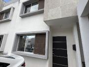 RC VENTA DE CASA EN JARDINES DEL SUR 4