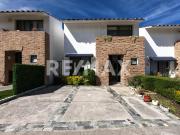 RCV CASA EN VENTA CUMBRES DEL LAGO
