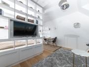 READY TO LIVE LUXURIÖS MÖBLIERTES SERVICED ALL IN....