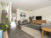 real estate for lease 11/191 gordons road south morang, vic