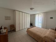 Recently renovated 3.5 room apartment in great location...