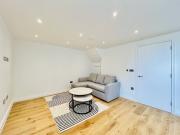 Recently Built Stylish 2Bed Flat w/ Shared Terrace