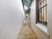 Recently Renovated 3 bedroom terrace house in fantastic...