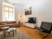 RECHTE ALTSTADT BRUDERHOF | 130 m² Altbaucharme mit 3,6...