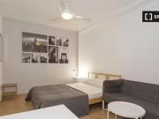 Bonito Amplia habitación en el apartamento de 3...