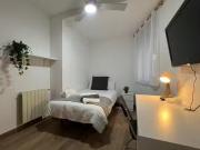 Barato Habitación en Avenida General Perón, Cuatro Caminos