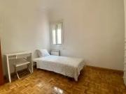 Único Habitación en Calle de Málaga, Ríos Rosas